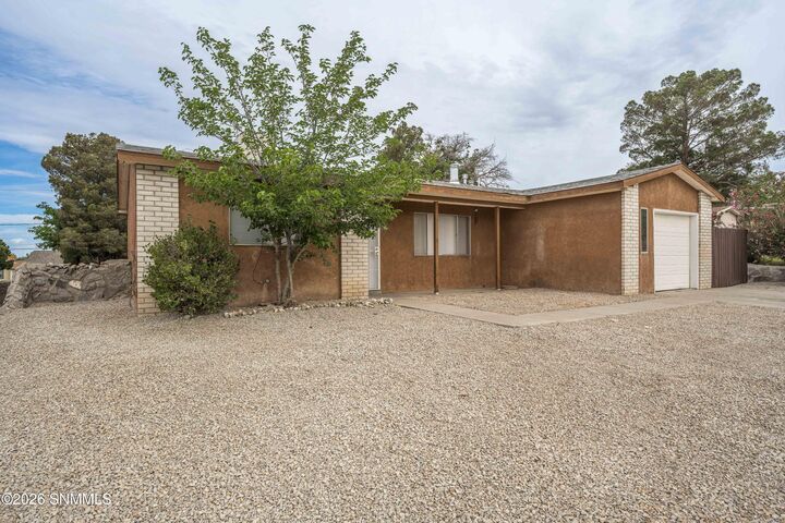 Property Photo:  1971 Cummings Court  NM 88001 