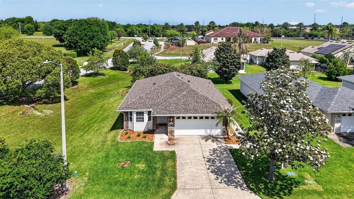 Property Photo:  2721 Bay Lagoon Way  FL 32778 