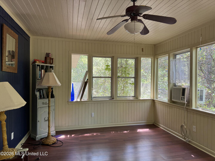 Property Photo:  2193 Bayou View Circle  MS 39553 