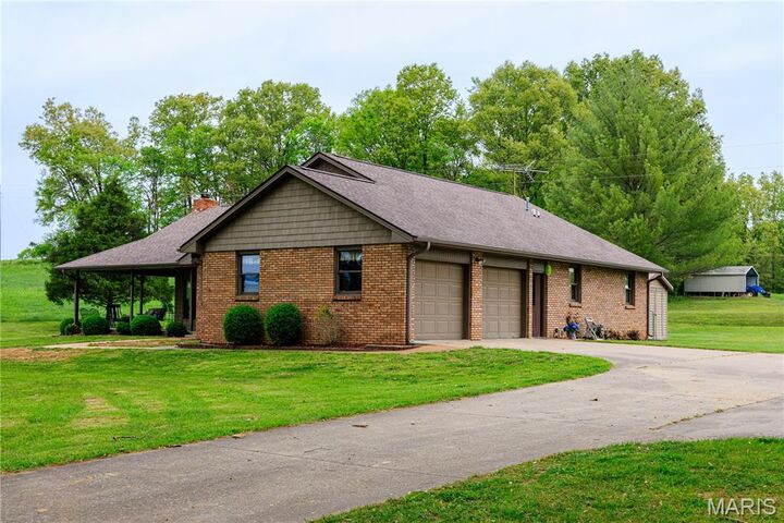 Property Photo: 10260 State Highway A MO 63785