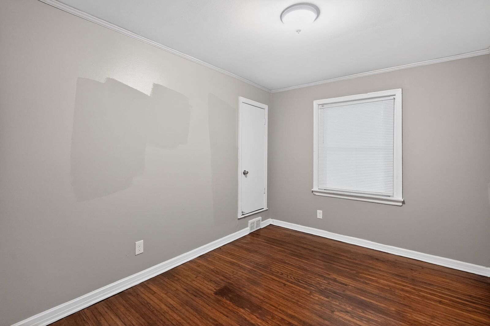 Property Photo: 1886 Corning Ave TN 38127