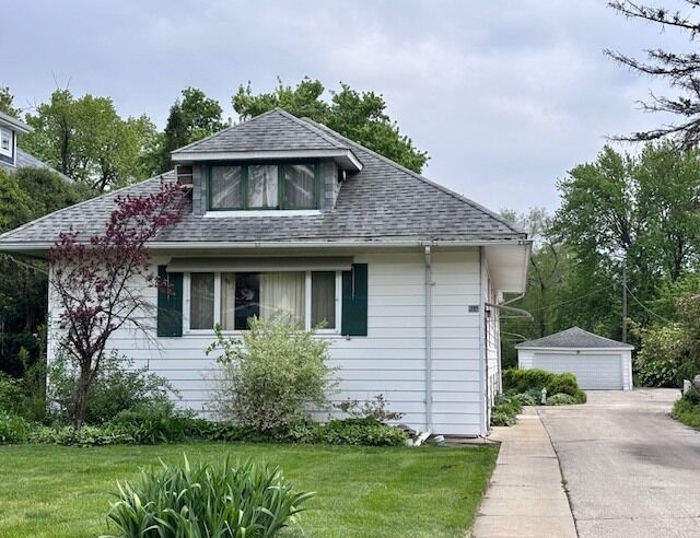 Property Photo: 377 Blackhawk Road IL 60546