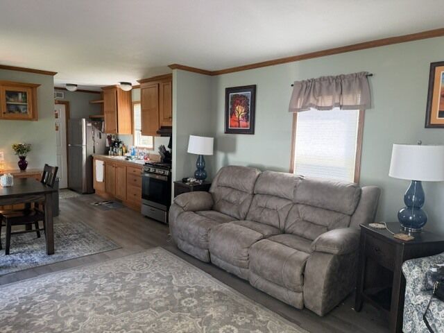Property Photo:  37 Vee Drive  IL 60950 