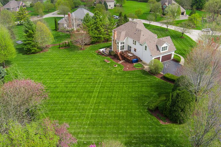 Property Photo:  39W480 Abbey Glen Court  IL 60175 