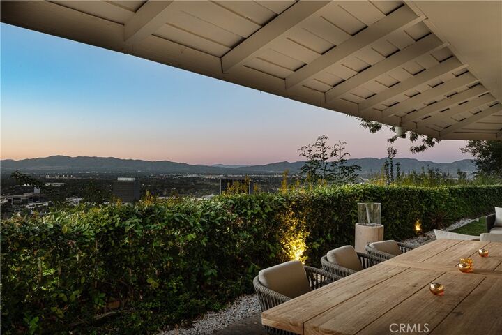 Property Photo:  4173 Regal Oak  CA 91436 