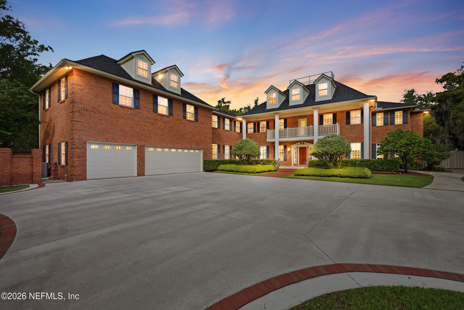 Property Photo: 2957 Forest Circle FL 32257