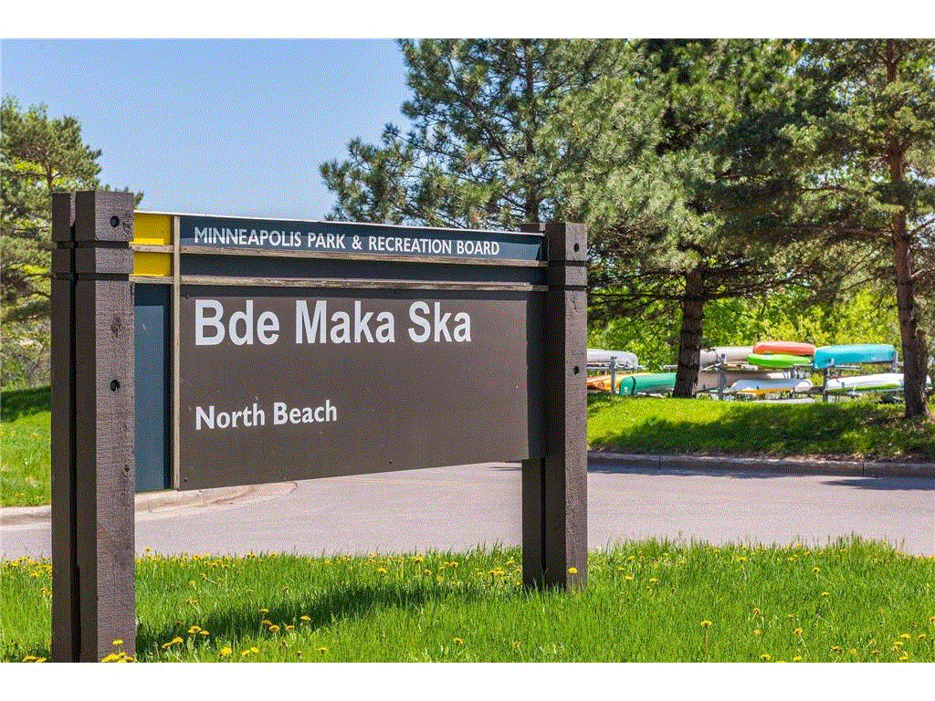 Property Photo:  3150 Excelsior Boulevard 313  MN 55416 