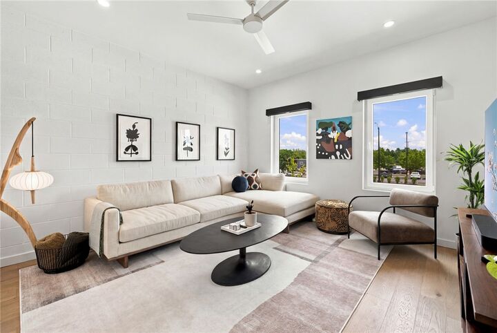 Property Photo:  842 SE 8th Street  AR 72712 