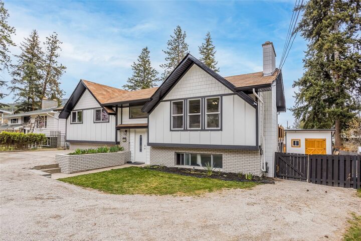 Property Photo:  3281 McIver Road  BC V4T 1G2 