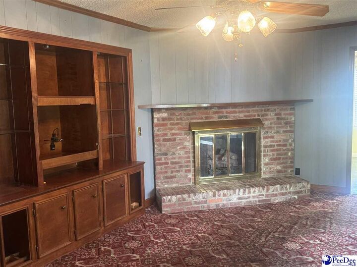 Property Photo:  446 S Thomas Road  SC 29501 