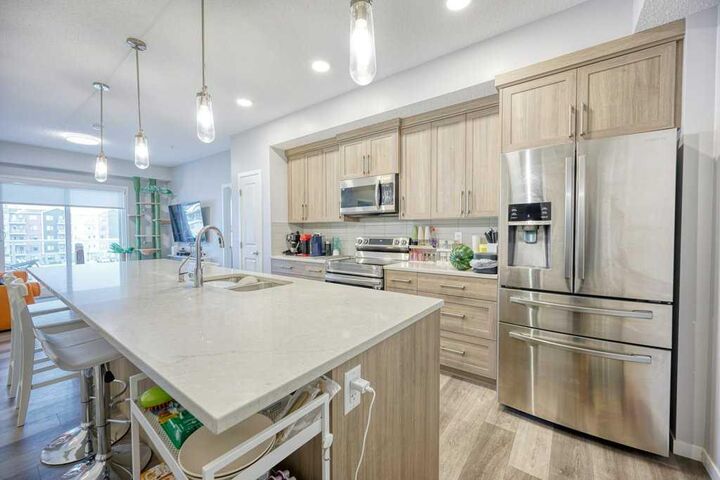Property Photo: 80 Carrington Plaza NW 406 AB T3P 1X6