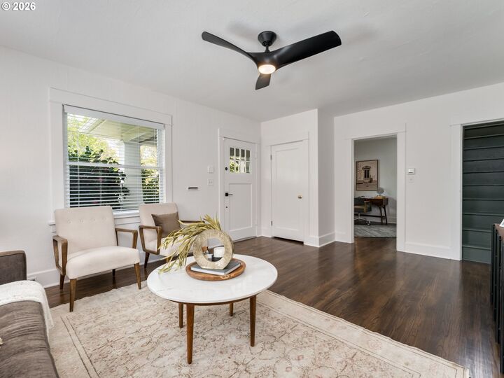 Property Photo:  1214 NE Failing St  OR 97212 