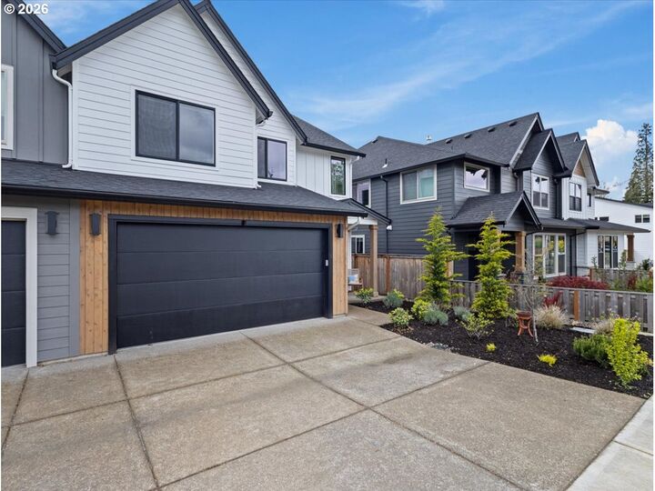 Property Photo:  14011 SE Linden Ln  OR 97222 