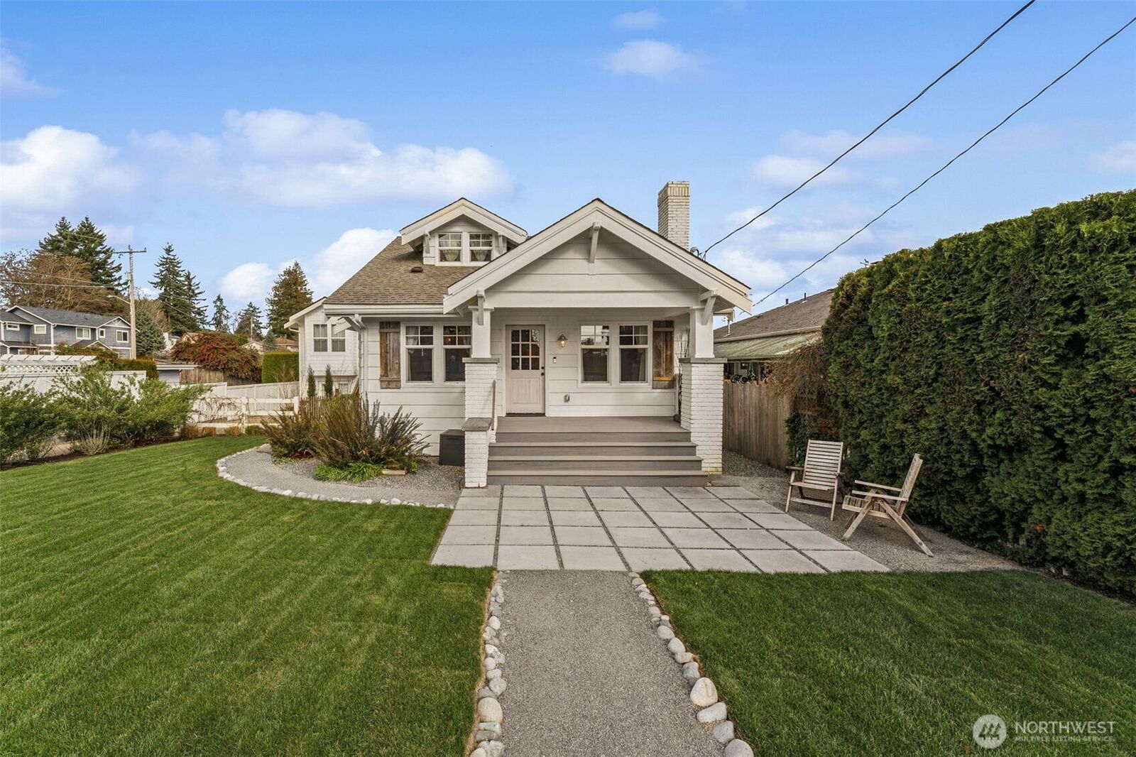 Property Photo: 6010 49th Avenue SW WA 98136