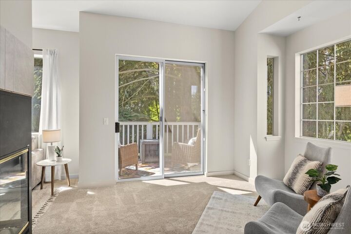 Property Photo:  15917  67th Lane NE 3  WA 98028 