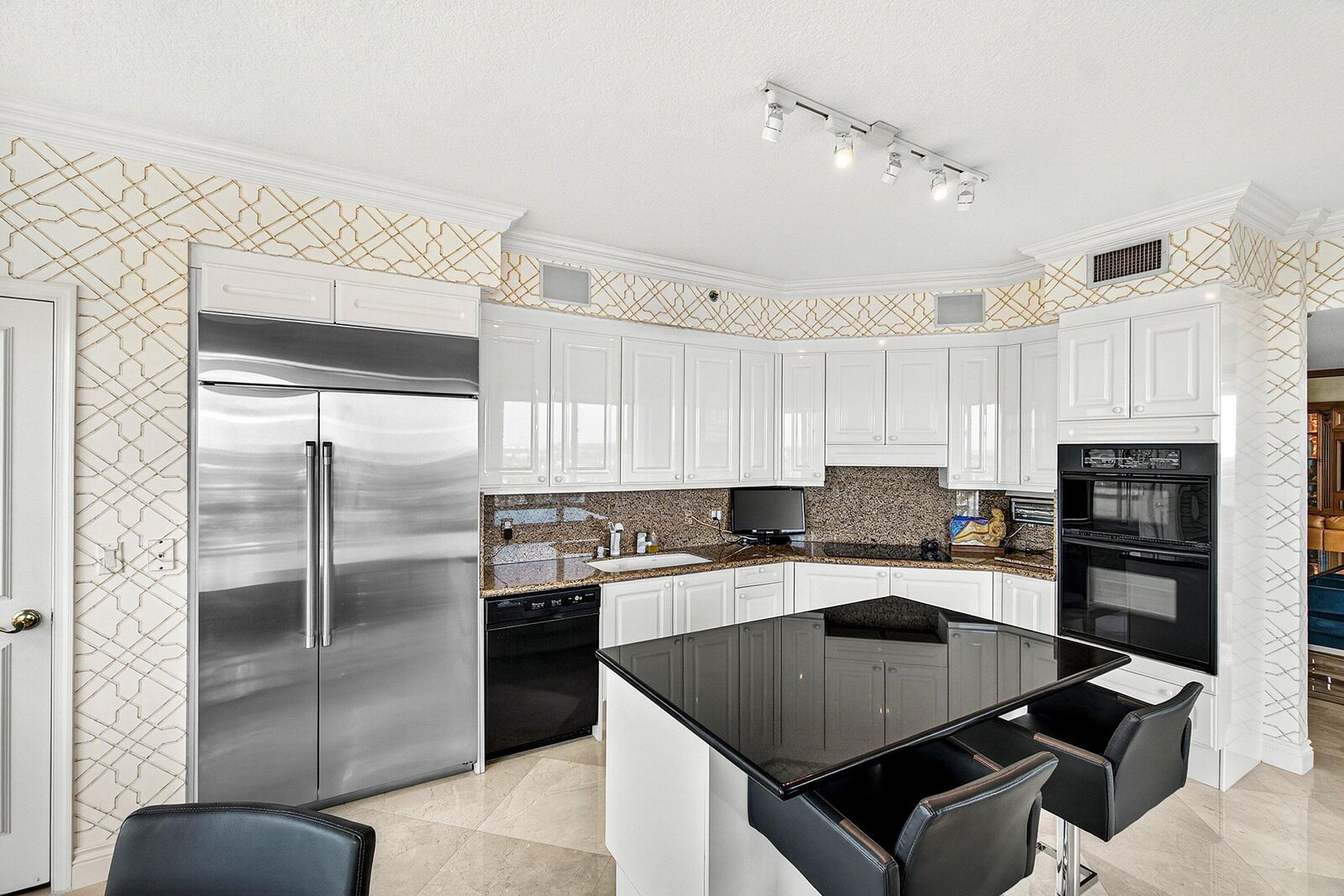 Property Photo:  3720 S Ocean Boulevard 1510  FL 33487 