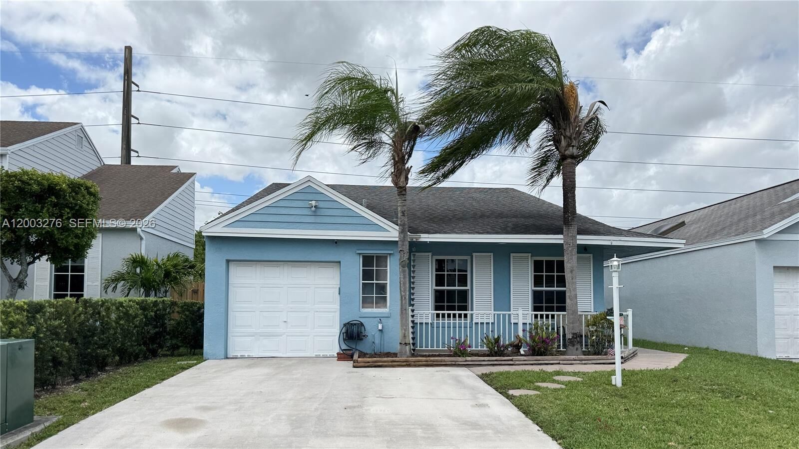 Property Photo: 14638 SW 128th Ct Rd FL 33186
