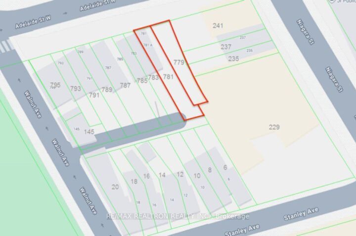Property Photo:  779 Adelaide Street W  ON M6J 1B3 