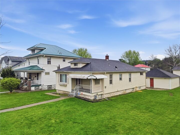 Property Photo:  2226 May Street  PA 15235 