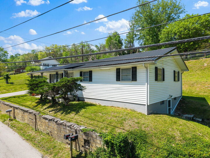 Property Photo:  10 Frog Avenue  KY 40962 