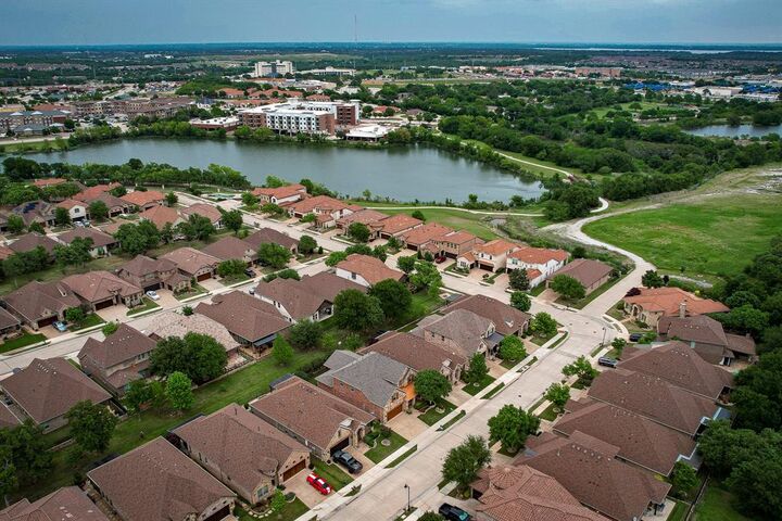 Property Photo:  3529 Tuscan Hills Circle  TX 76210 