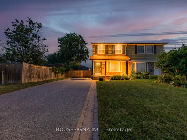 Property Photo:  1379 Orlando Court  ON L1G 6T8 