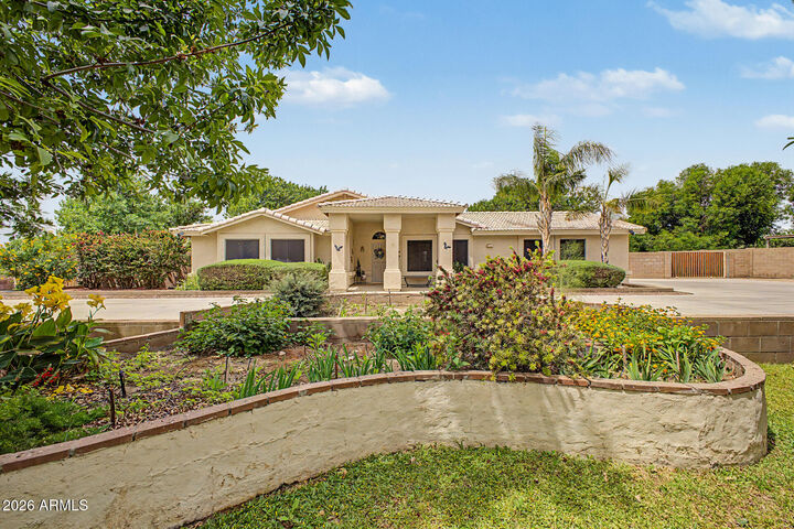 Property Photo:  6728 N 186th Avenue  AZ 85355 