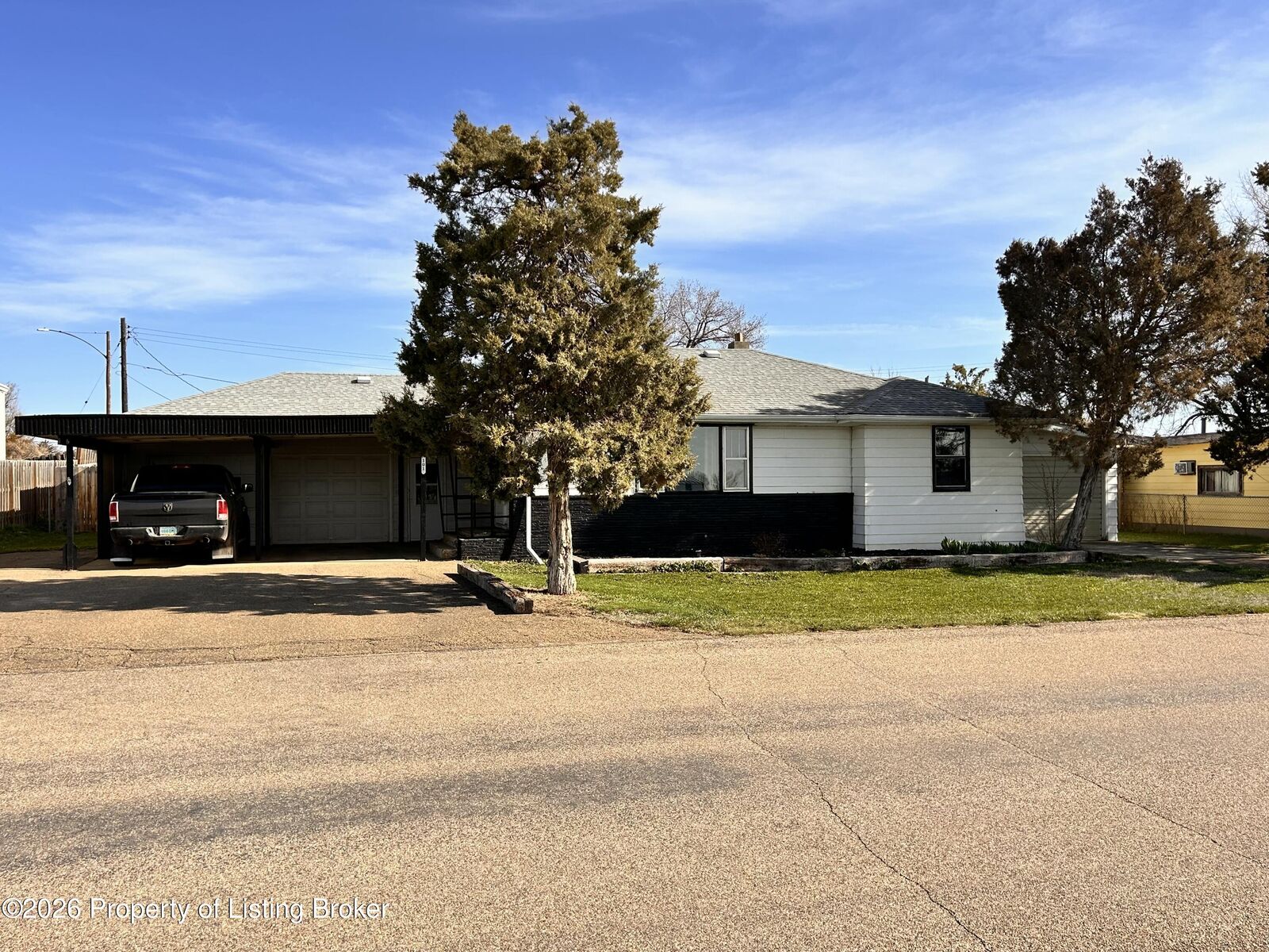 Property Photo:  101 Hwy 12 E  ND 58623 