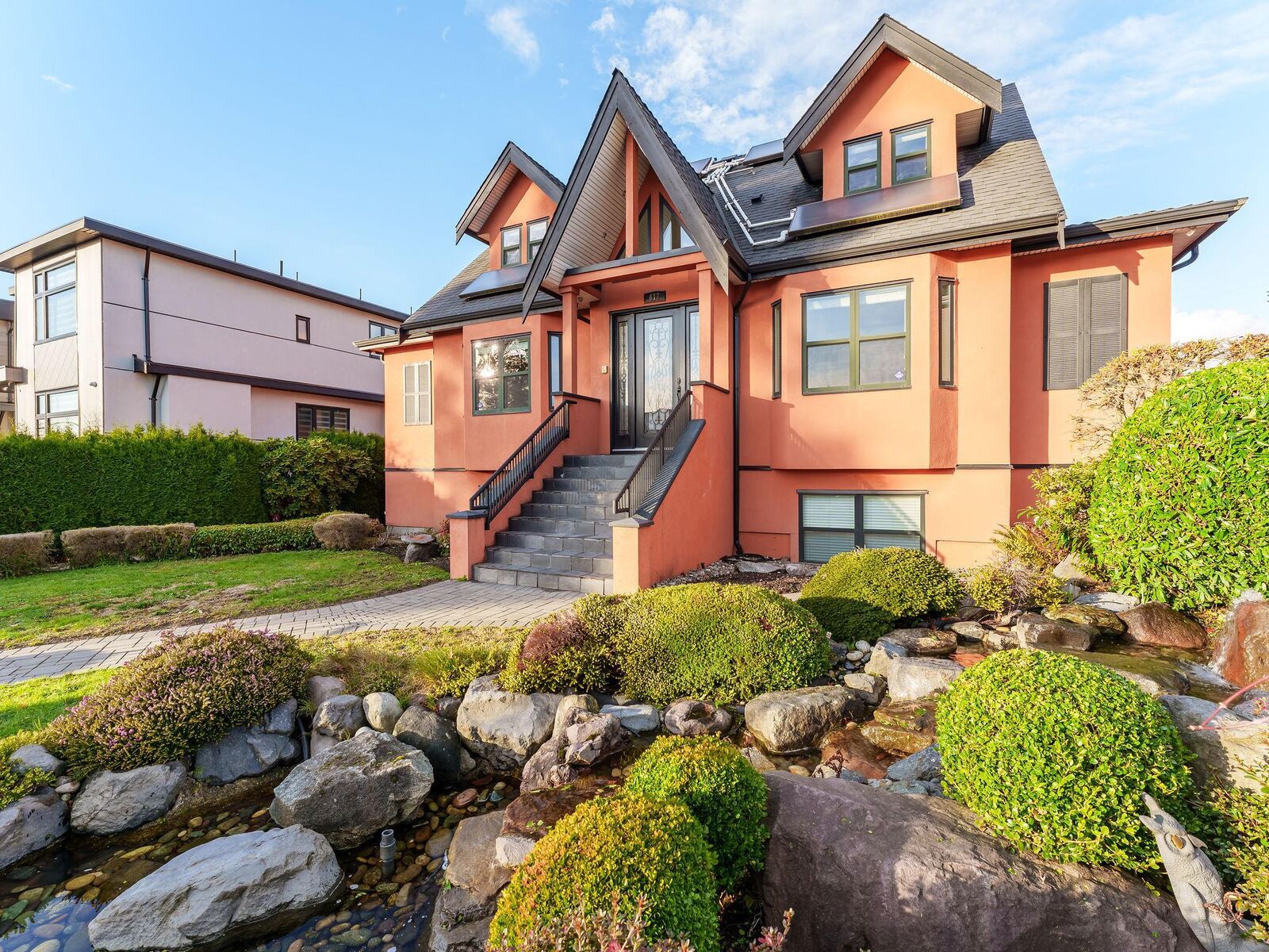 Property Photo: 617 E 52nd Avenue BC V5X 1G8