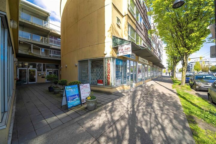 Property Photo: 2238 Kingsway 407 BC V5N 2T7
