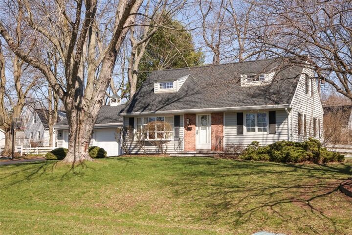 Property Photo:  44 W Cavalier Road  NY 14546 