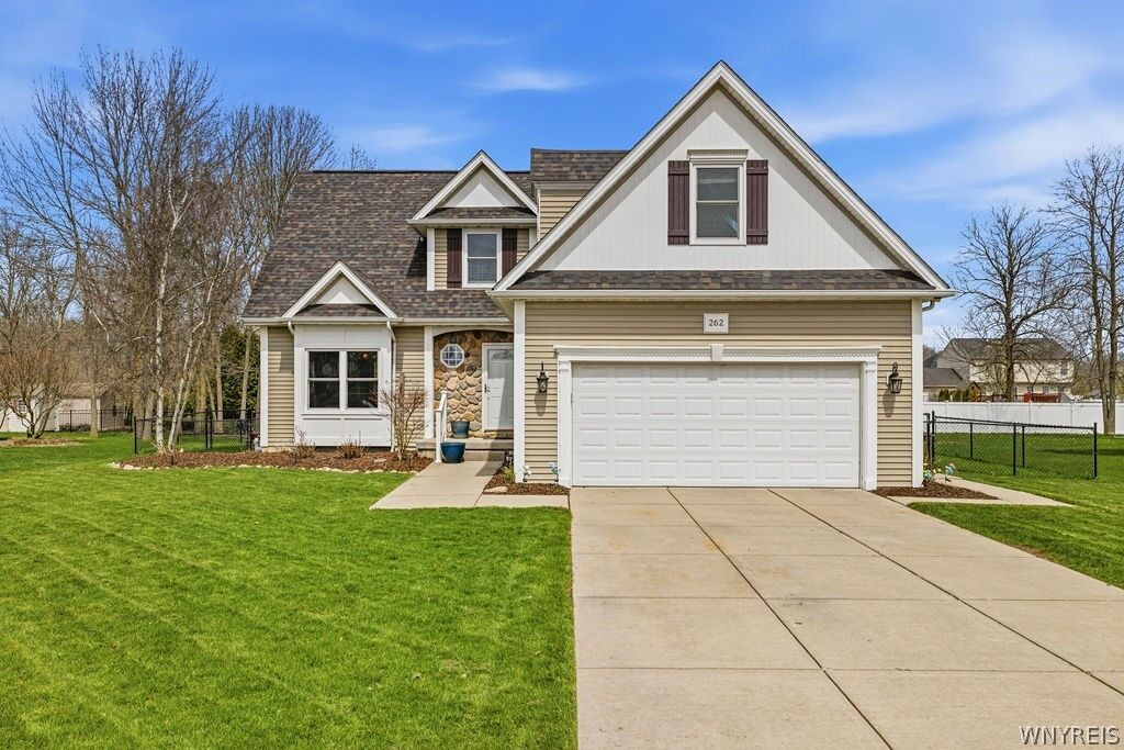 Property Photo:  262 South Lane  NY 14072 