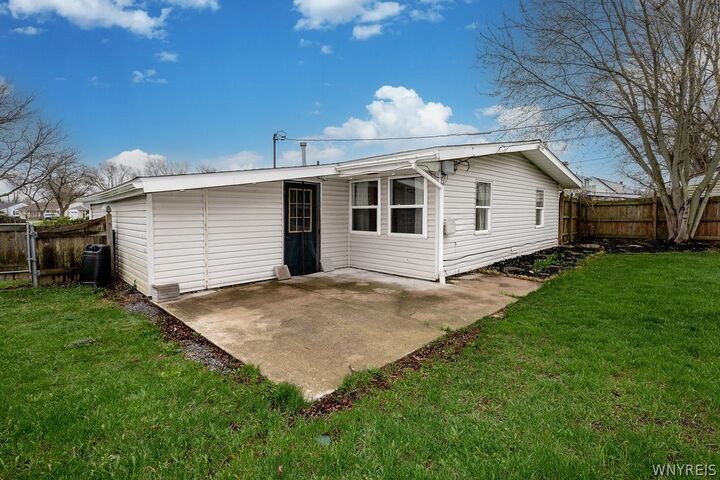 Property Photo: 986 Enola Road NY 14072