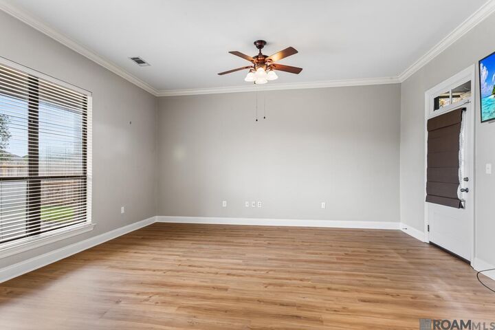 Property Photo:  9031 Eastlake Drive  LA 70810 