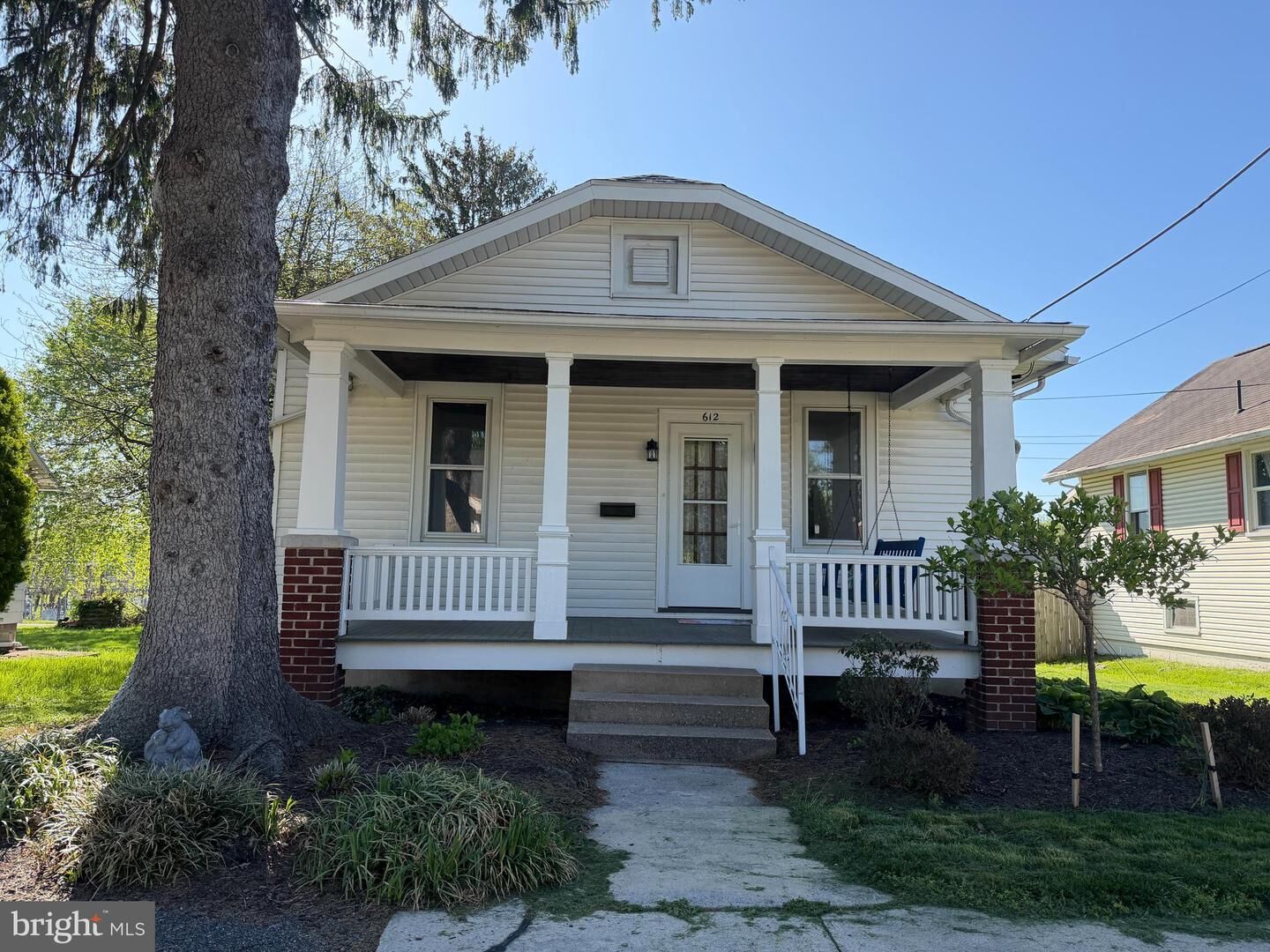 Property Photo:  612 2nd St  PA 17070 