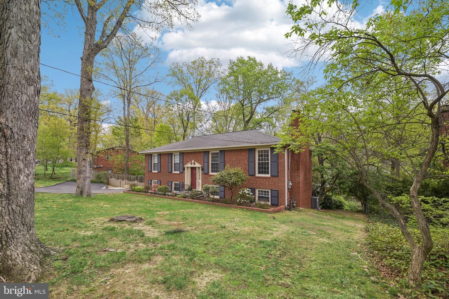 Property Photo:  5817 Dawes Avenue  VA 22311 