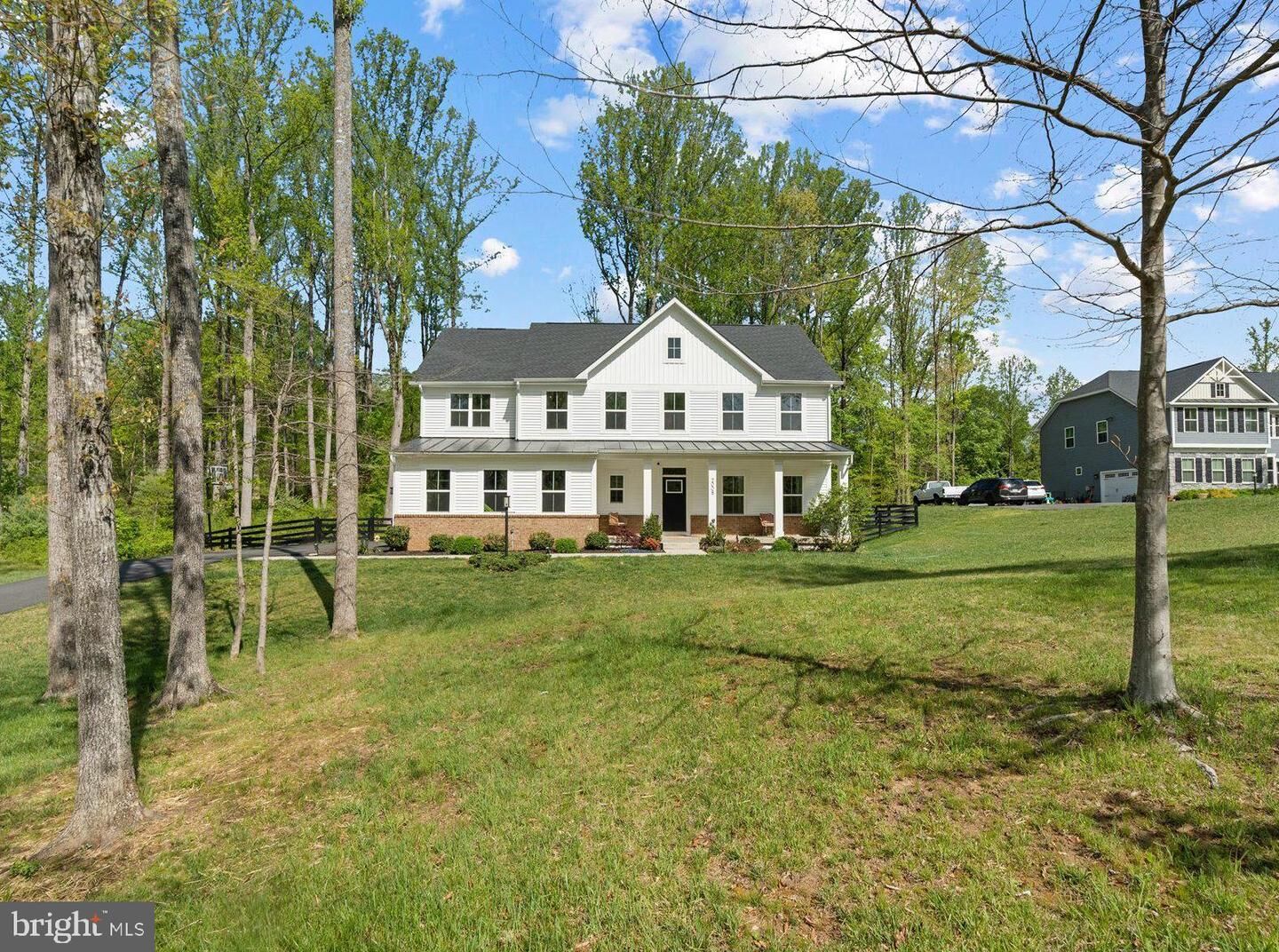Property Photo: 2008 Woodstock Street VA 20187