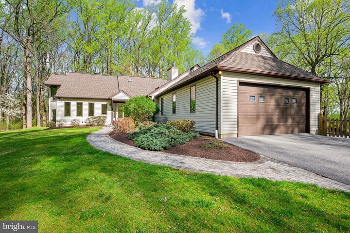 Property Photo:  5816 Oakland Road  MD 21784 