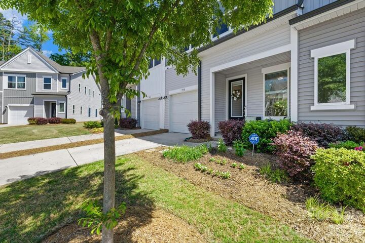 Property Photo:  9158 Widden Way  NC 28269 