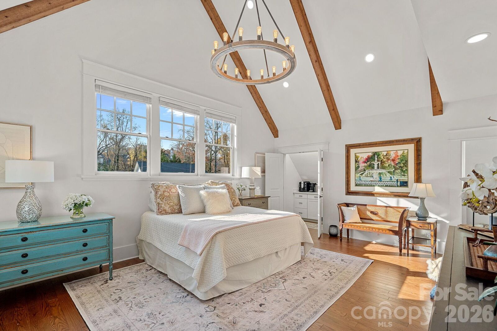 Property Photo:  206 Meadowbrook Road  NC 28211 