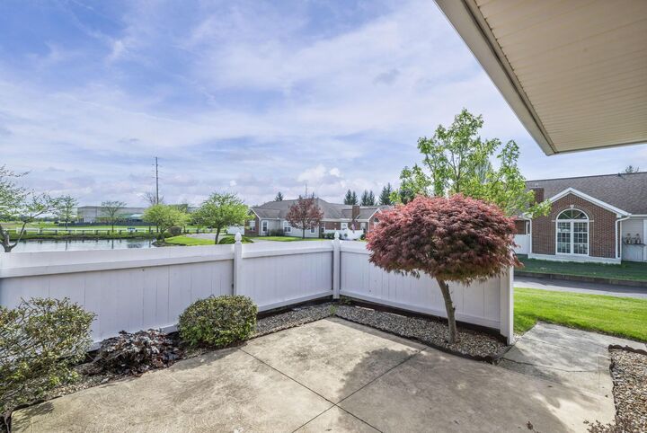 Property Photo:  697 Hampton Woods Drive  OH 43302 