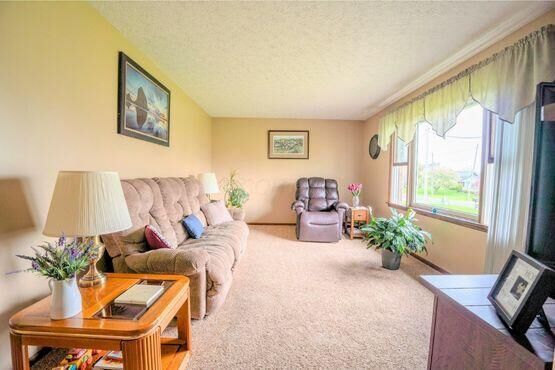 Property Photo:  2485 Sheridan Drive  OH 43130 