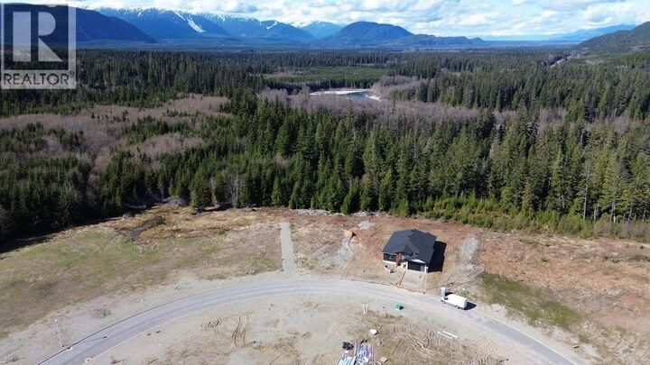 Property Photo:  205 Wakita Street  BC V8C 0B7 