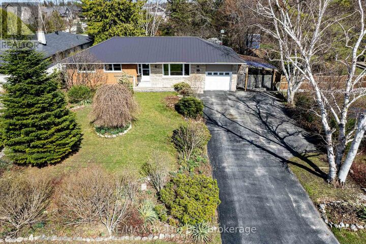 Property Photo: 31 Saunders Street ON L9Y 0G3
