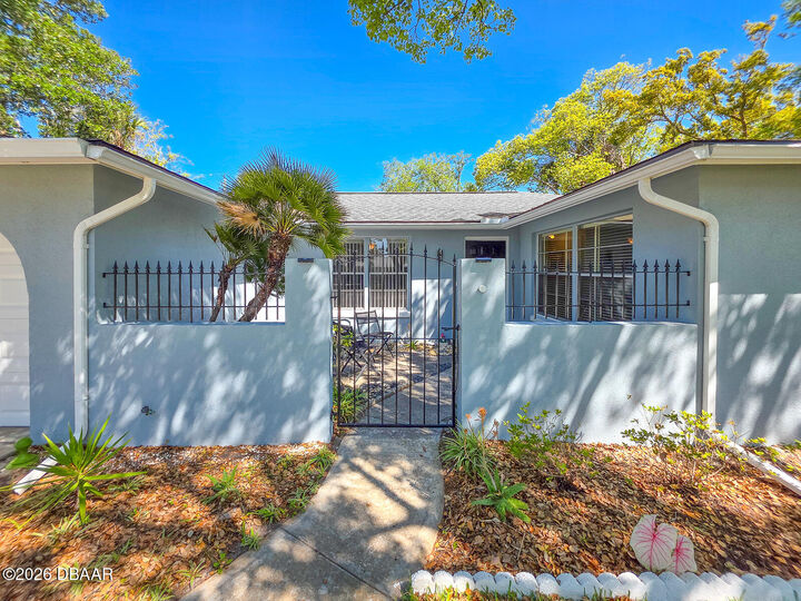 Property Photo:  5 Emerald Circle  FL 32174 