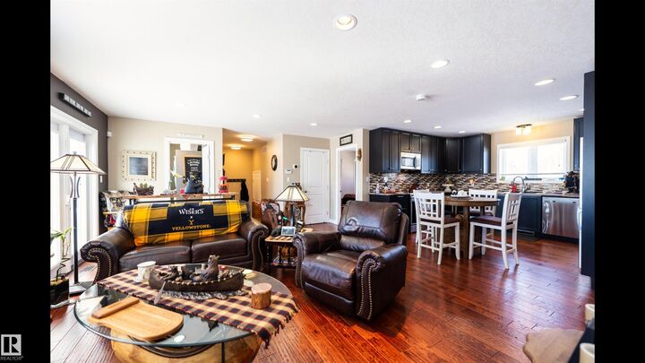 Property Photo: 2 Irene Avenue AB T9S 1S2