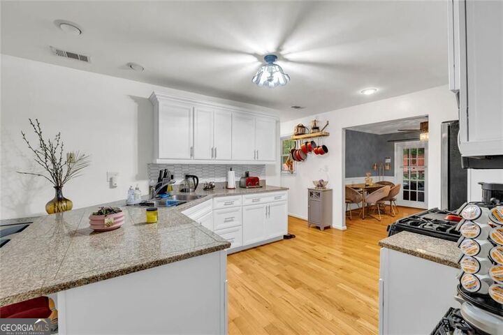 Property Photo:  276 Logan Street  GA 30312 