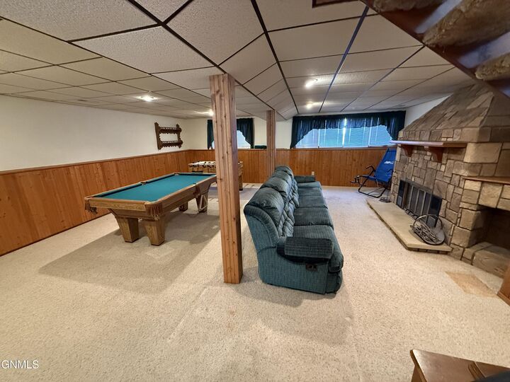 Property Photo:  1030 Blackstone Lane  ND 58523 