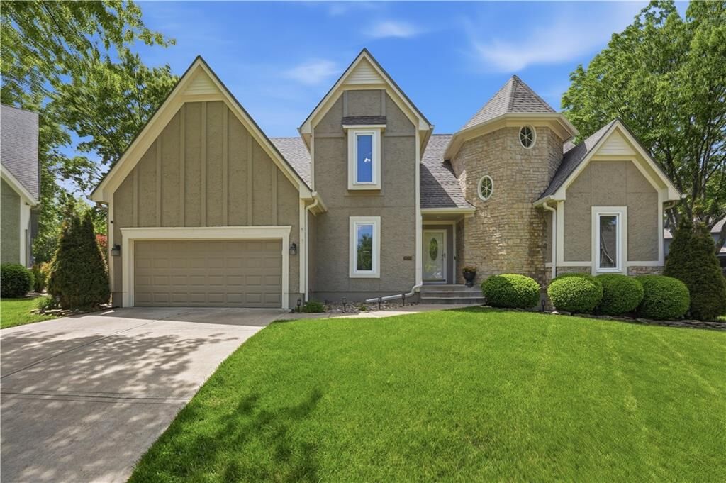 Property Photo:  14220 S Brougham Drive  KS 66062 