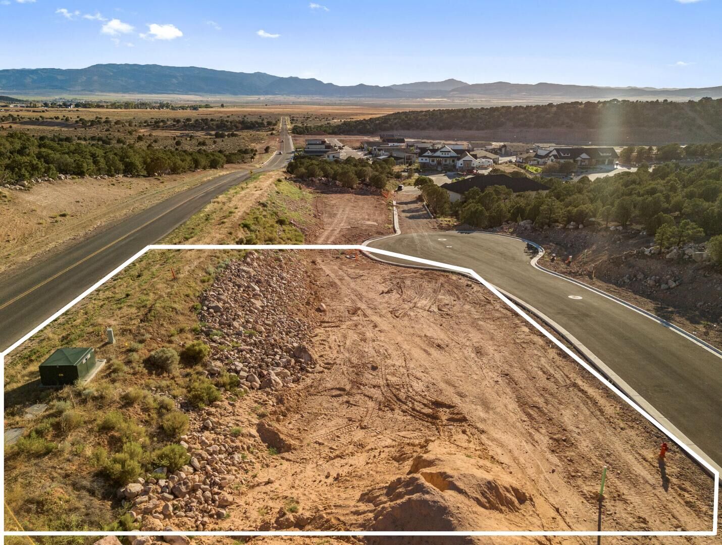 Property Photo: 3211 W Moon Crest Dr Lot 4 UT 84720